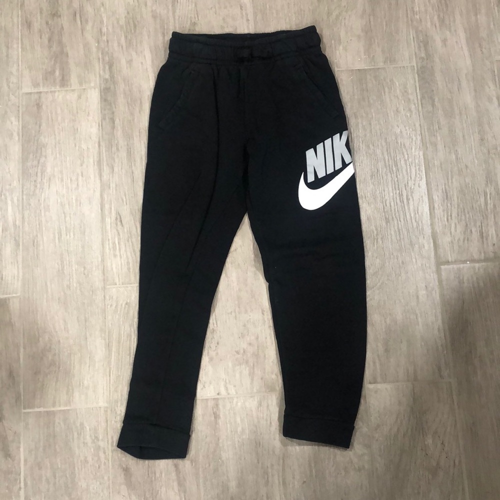 Boys Nike sweats